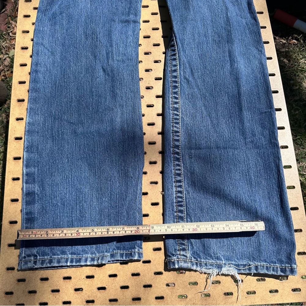 Ariat Work FR Low Rise M4 Blue Denim Back Pocket Jeans with Logo Tab 32x32 - Picture 8 of 11